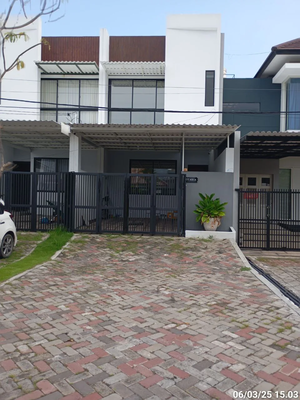 Dijual Rumah di Wilayah Nirwana Eksekutif Surabaya Timur