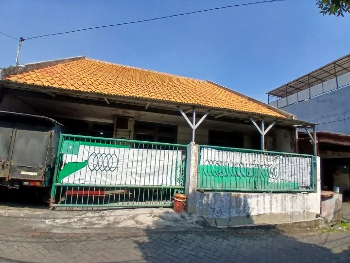 Dijual Rumah di Pradah Permai Surabaya Barat - Image 1