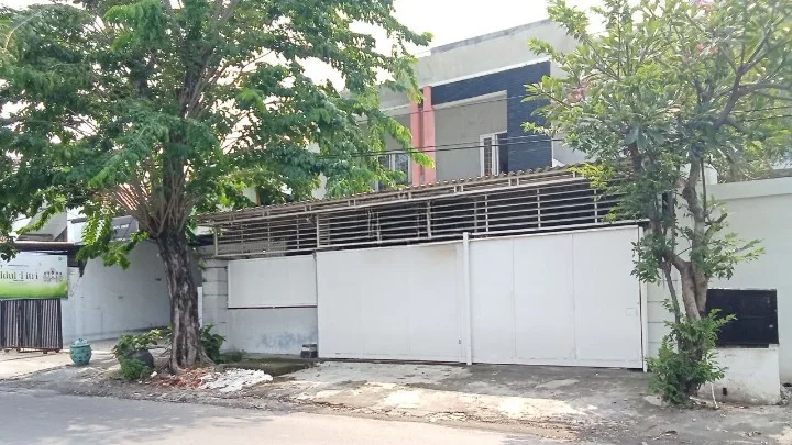 Dijual Rumah 3 Lantai di Pucang Anom Wilayah Surabaya Timur