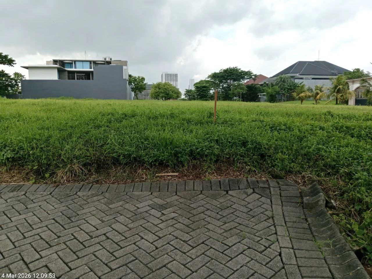 Dijual Tanah Lokasi Strategis di Puncak Golf Citraland Surabaya Barat