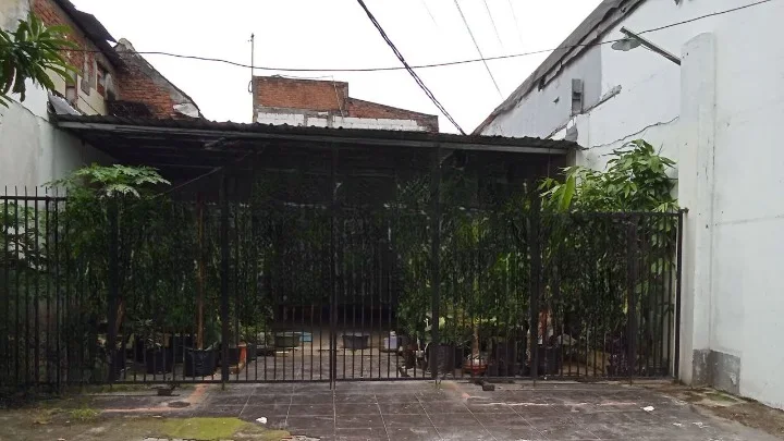 Dijual Rumah Mewah Lokasi Strategis di Manyar Kertoarjo Wilayah Surabaya Timur - Image 1
