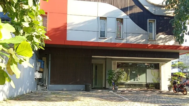 Dijual Ruko Potensial Siap Huni 2 Lantai dan Strategis 12 BR di Kawasan Ketintang Madya Surabaya Selatan