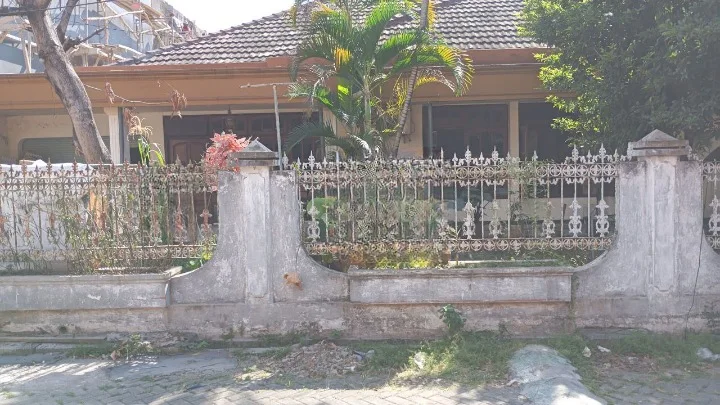 Dijual Rumah Strategis di Jambangan Baru Surabaya Selatan - Image 1
