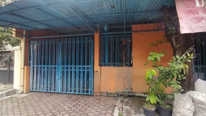Dijual Cepat Rumah Strategis di Gayungsari Surabaya Selatan - Image 1