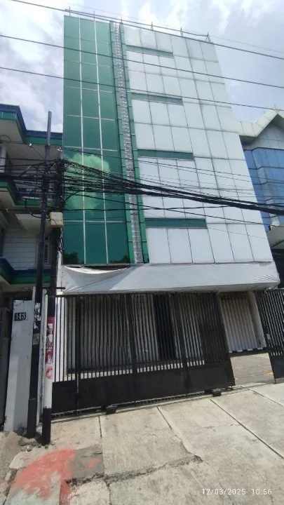 Disewakan Ruko Kawasan Strategis di Perak Barat Surabaya Utara - Image 1