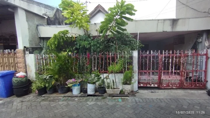 Dijual Rumah Strategis Pucang Adi di Wilayah Surabaya Timur