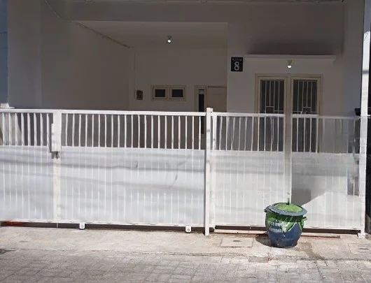 Dijual Cepat Rumah Siap Huni Modern Dua Lantai Lokasi Strategis 4 BR di Kutisari Utara Surabaya Timur - Thumbnail 2