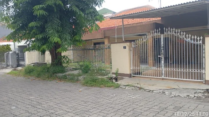 Dijual Cepat Rumah Strategis di Perum Dharmahusada Utara Surabaya Timur