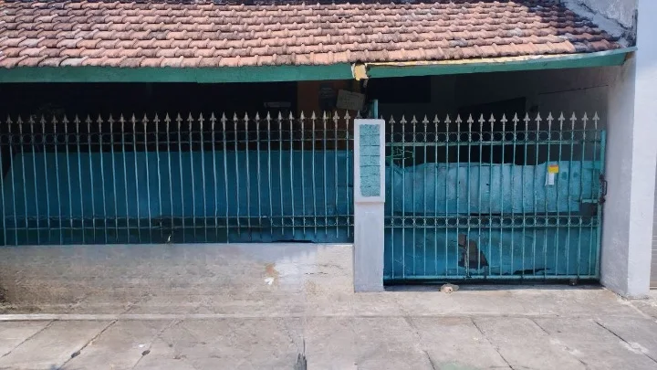 Dijual Rumah Strategis di Jalan Brawijaya Surabaya Selatan - Image 1