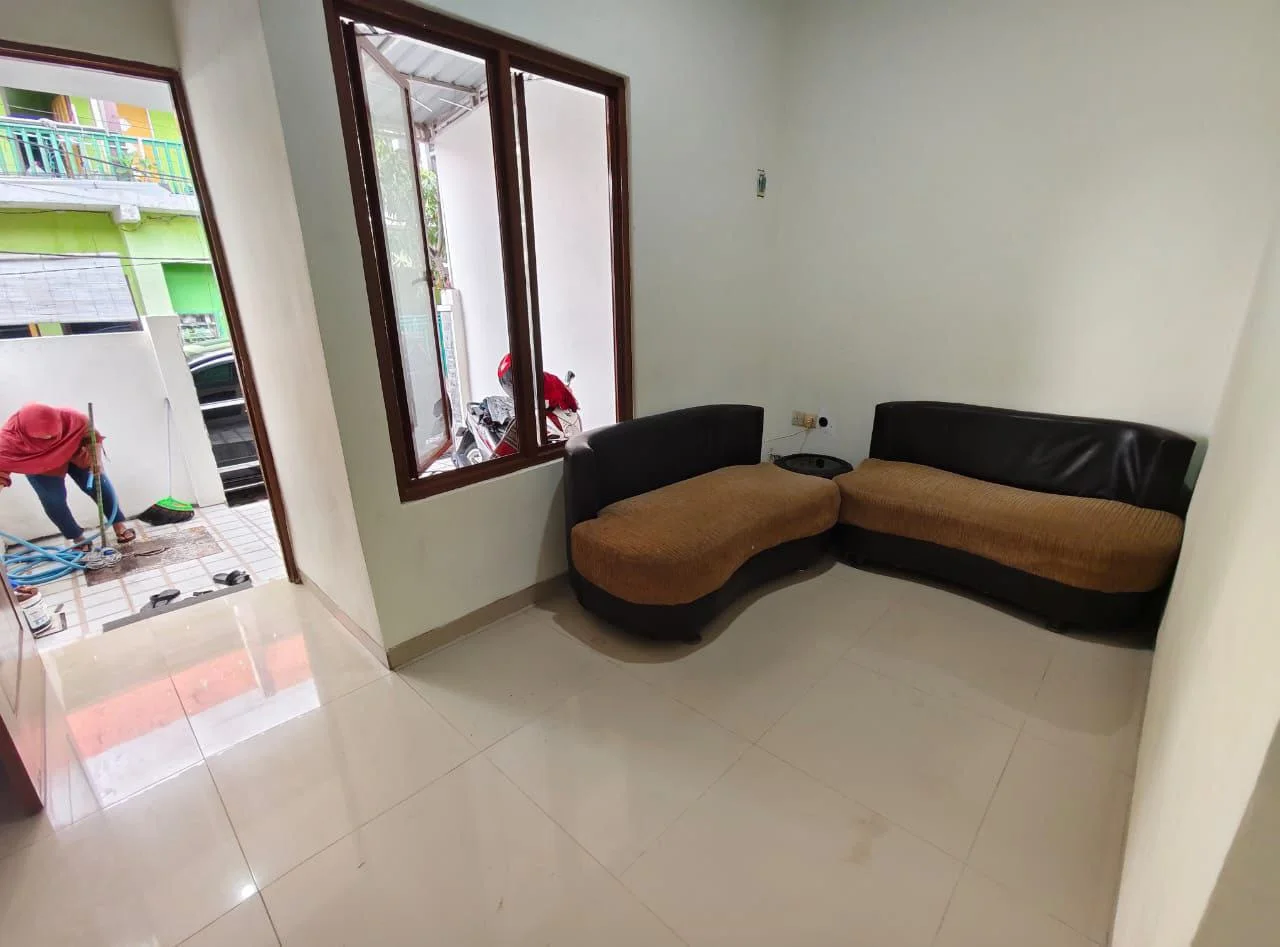 DiJual Rumah Terawat Strategis Minimalis Wilayah Medokan Ayu Surabaya Timur - Image 1