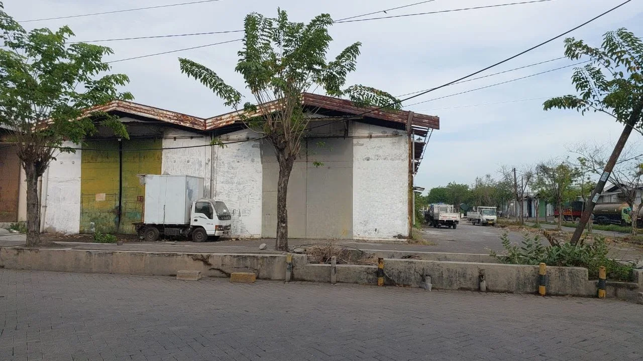 Dijual Gudang Strategis di Margomulyo Permai Surabaya Barat - Image 1