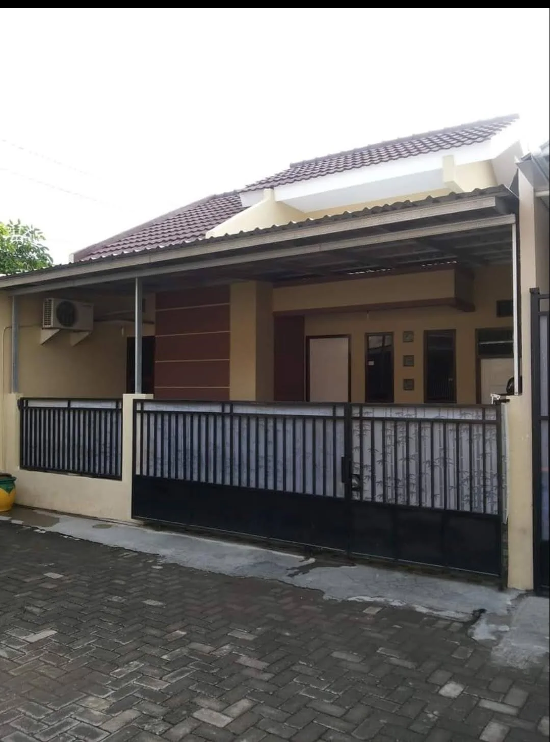 Dijual Rumah Elite Siap Huni di Golden Regency Surabaya Barat - Image 1