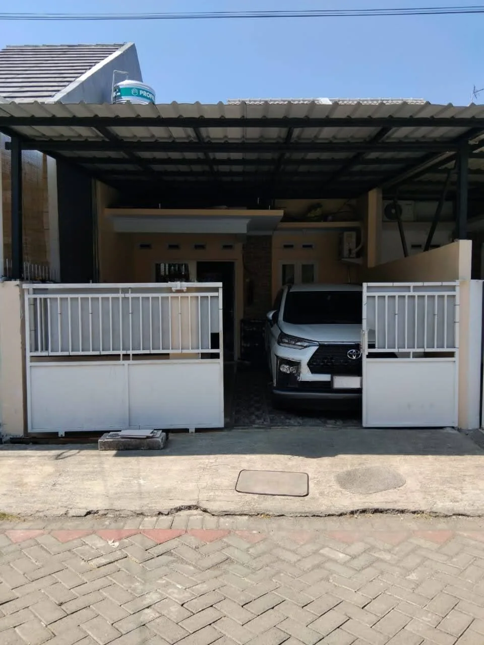 Dijual Rumah di Gunung Anyar Mas Surabaya Timur Harga Terjangkau - Image 1