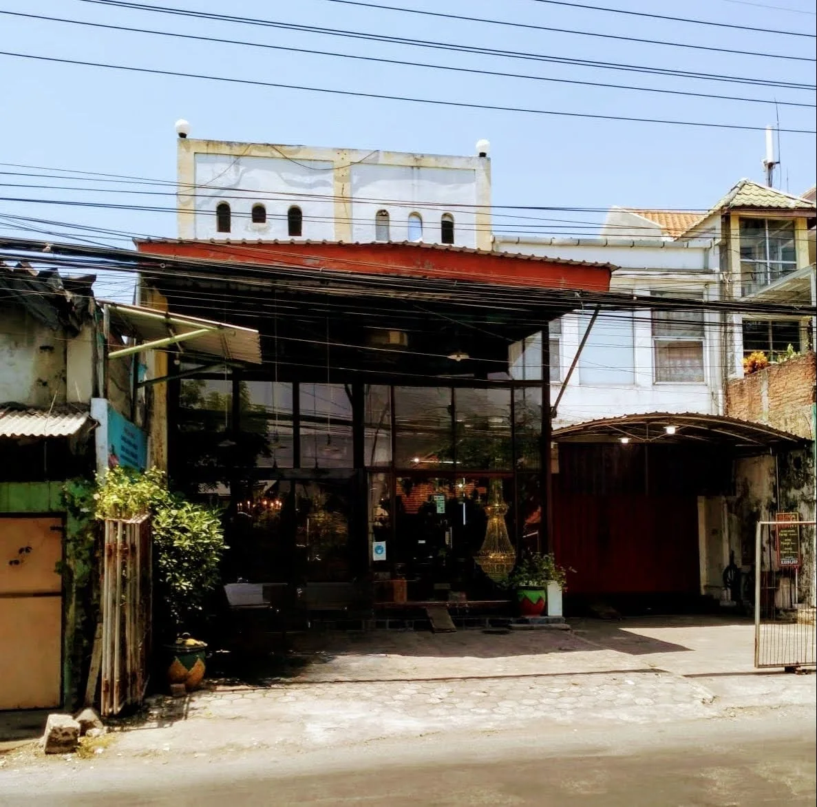 Dijual Ruko di Menur Pumpungan Surabaya Timur Cocok Usaha dan Hunian