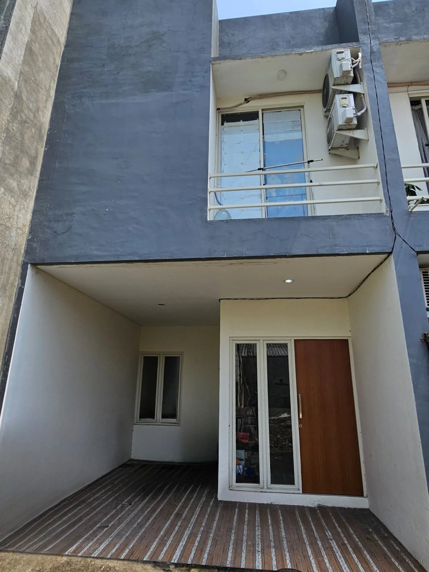 Dijual Rumah Minimalis Strategis Graha Villas 2 Dekat Citraland Surabaya Barat - Image 1