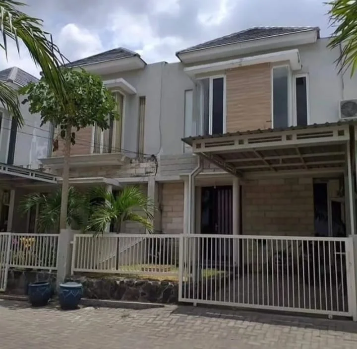 Dijual Cepat Rumah Siap Huni Lokasi De Naila Residence Menganti Gresik