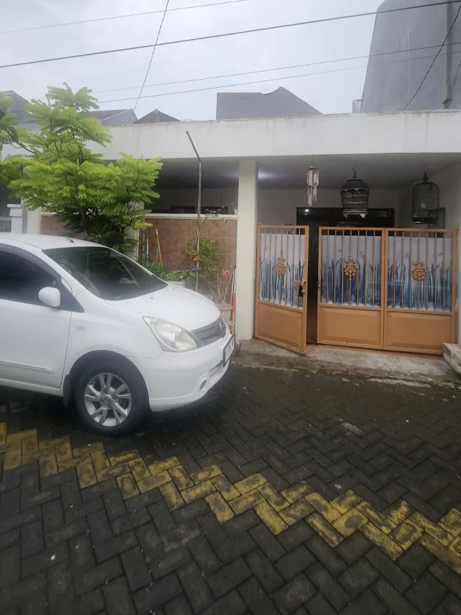 Dijual Rumah Lokasi Strategis Wiyung Indah Surabaya Barat