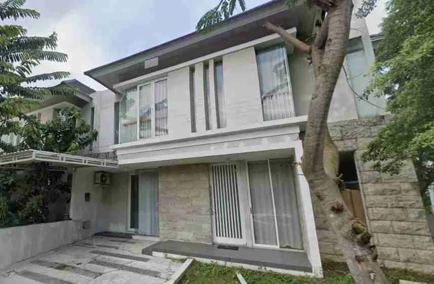 Rumah Disewakan Lokasi Strategis Citraland Greenlake Surabaya Barat