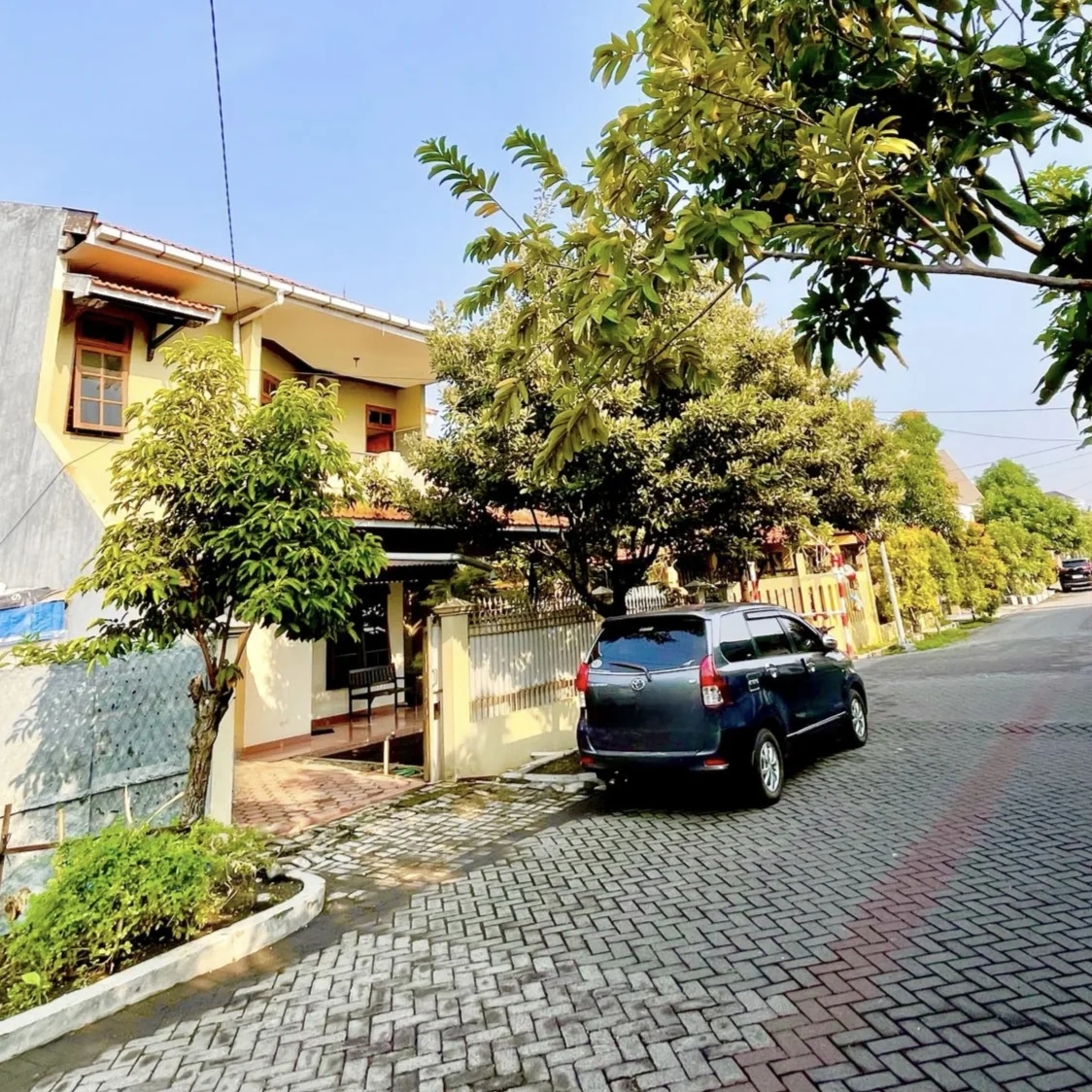 Dijual Rumah Nyaman Strategis di Sidosermo Surabaya Selatan
