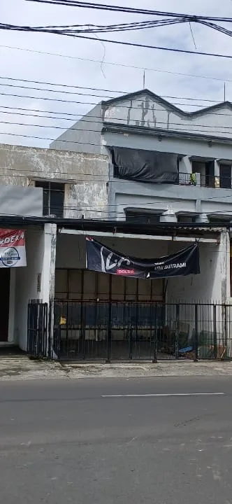 Dijual Toko Komersial Strategis Raya Wiyung Babatan, Surabaya Barat