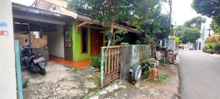 Dijual Rumah Swadharma Utara Raya Lokasi Strategis Wilayah Jakarta Selatan