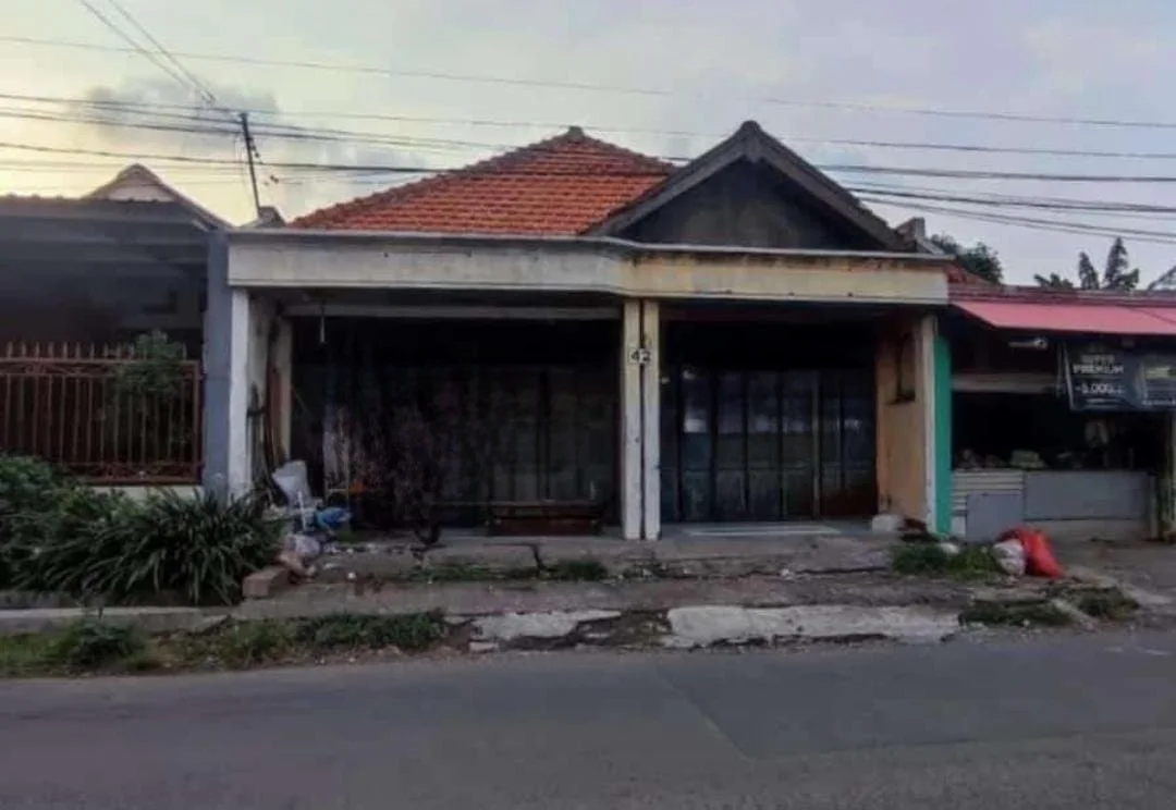 Jual Gudang Luas di Raya Bungkal Sambikerep Surabaya Barat - Image 1