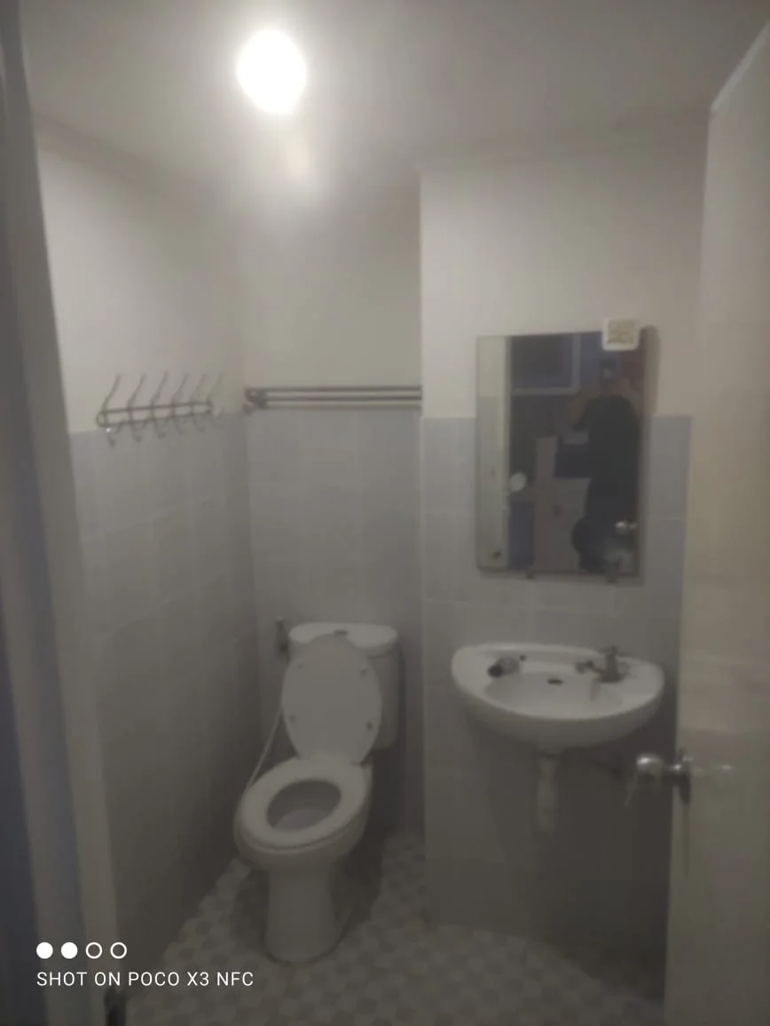 Dijual Apartemen 2BR View Pool Puncak Kertajaya Surabaya Timur - Thumbnail 3