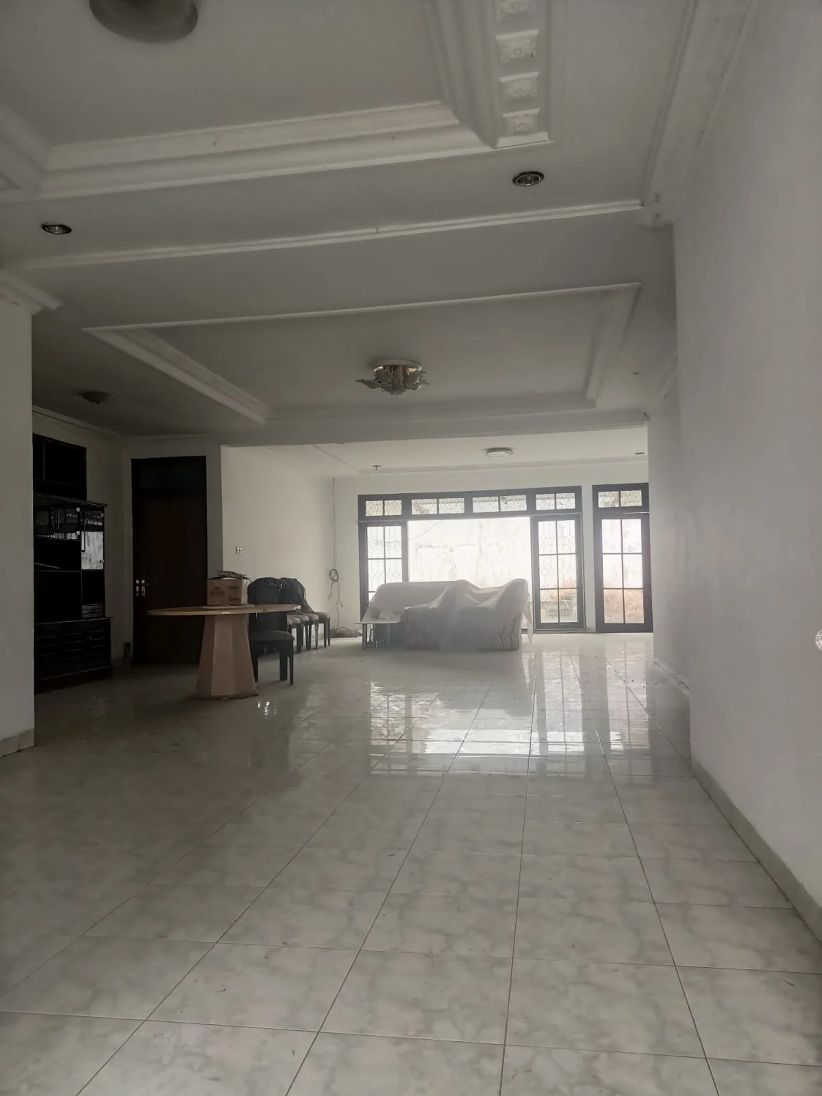 Dijual Rumah 1 Lantai Lokasi Strategis Darmo Harapan Surabaya Barat - Harga Terjangkau! - Thumbnail 2