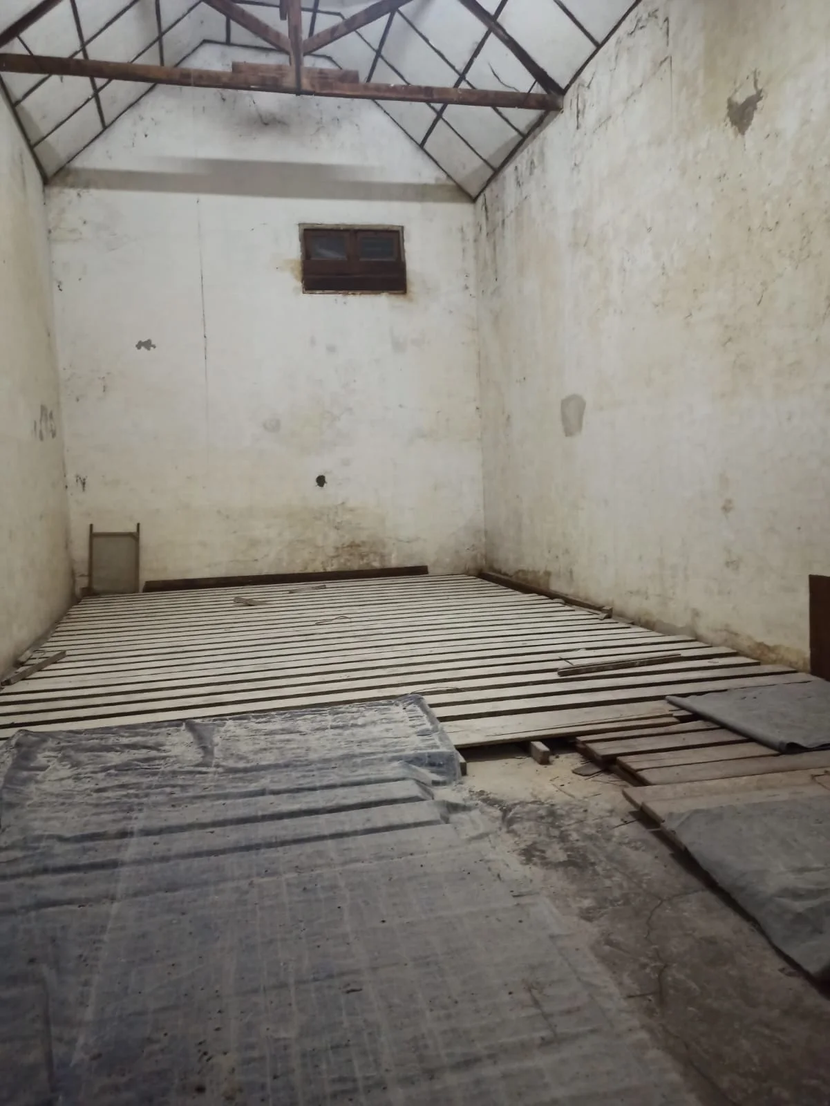 Dijual Gudang Bagus Minimalis Wilayah Kertopaten Surabaya Pusat - Thumbnail 3