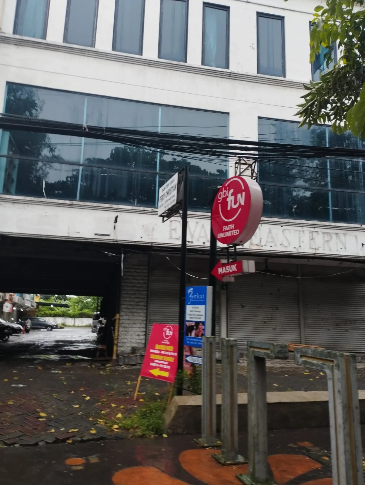 Dijual/Disewakan Ruko di HR Muhammad Surabaya Barat
