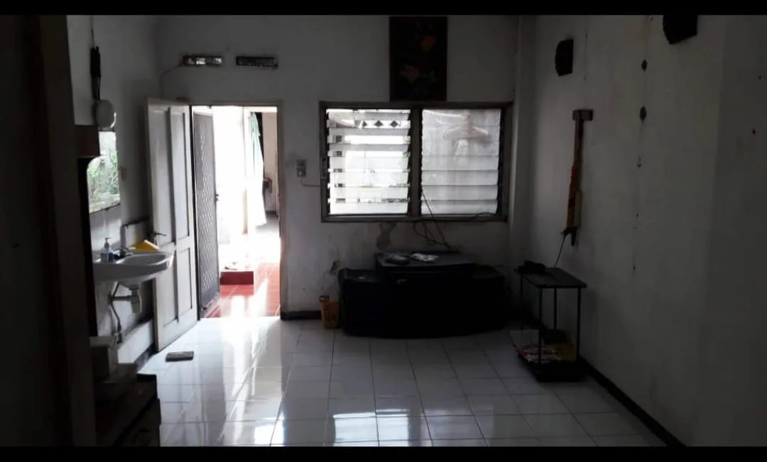 Dijual Rumah Lokasi Strategis di Diponegoro Surabaya Pusat - Thumbnail 3