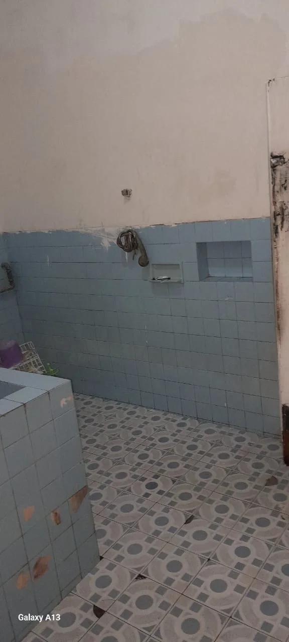 Disewakan Rumah Nyaman dan Luas di Kutisari Surabaya Timur - Thumbnail 2