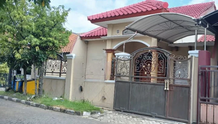 Dijual-Rumah-Nyaman-di-Babatan-Pratama-Surabaya-Barat