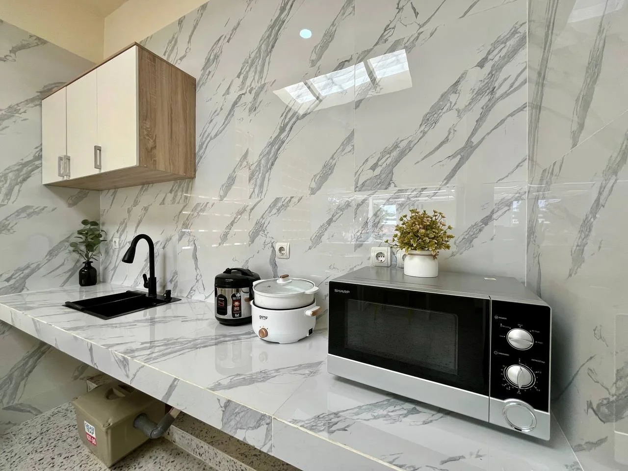 Dijual Cepat Rumah Kost Eksklusif di Viriya Recidence Karawang Full Furnished dan Siap Huni - Thumbnail 4