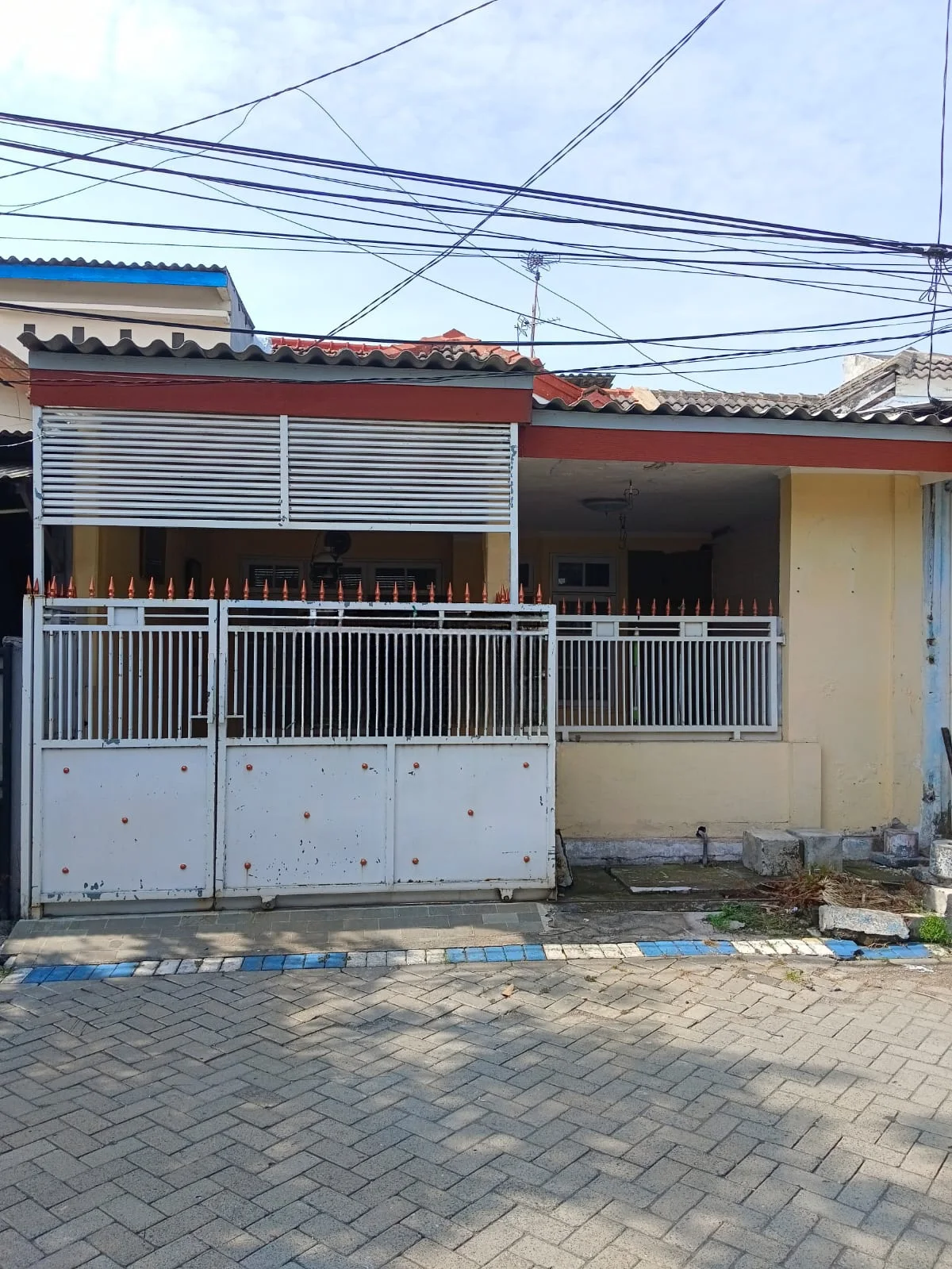 Dijual-Rumah-Hunian-Nyaman-Harga-Terjangkau-di-Gading-Fajar-Sidoarjo