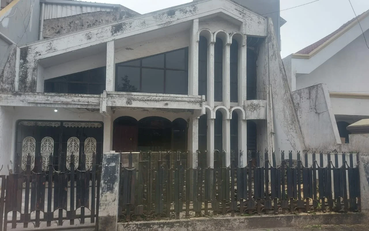 Dijual-Rumah-Strategis-di-Dukuh-Kupang-Surabaya-Barat