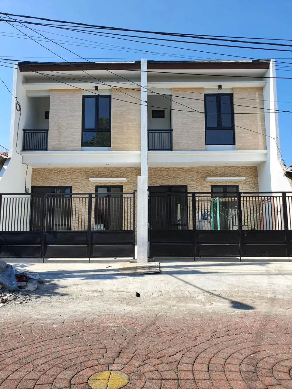 Dijual-Rumah-di-Perumahan-Nirwana-Eksekutif-Surabaya-Timur