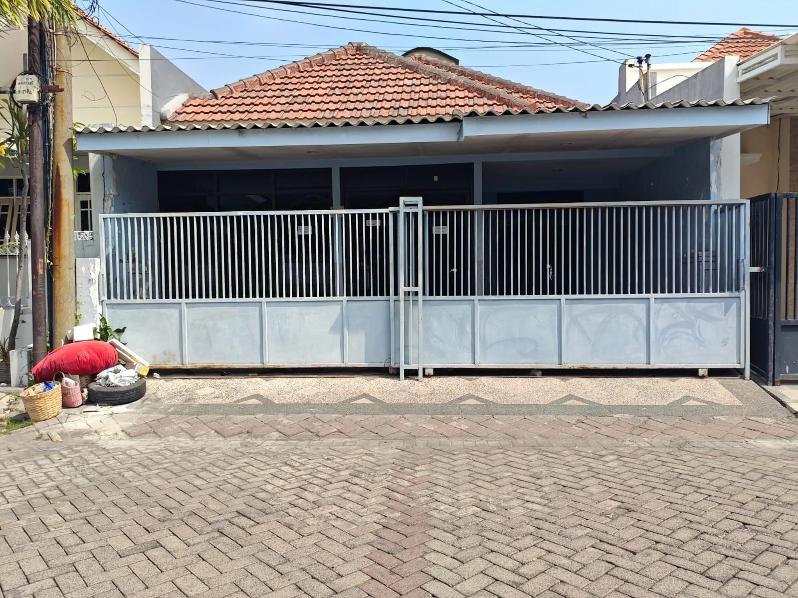 Dijual-Murah-Rumah-di-Daerah-Surabaya-Timur