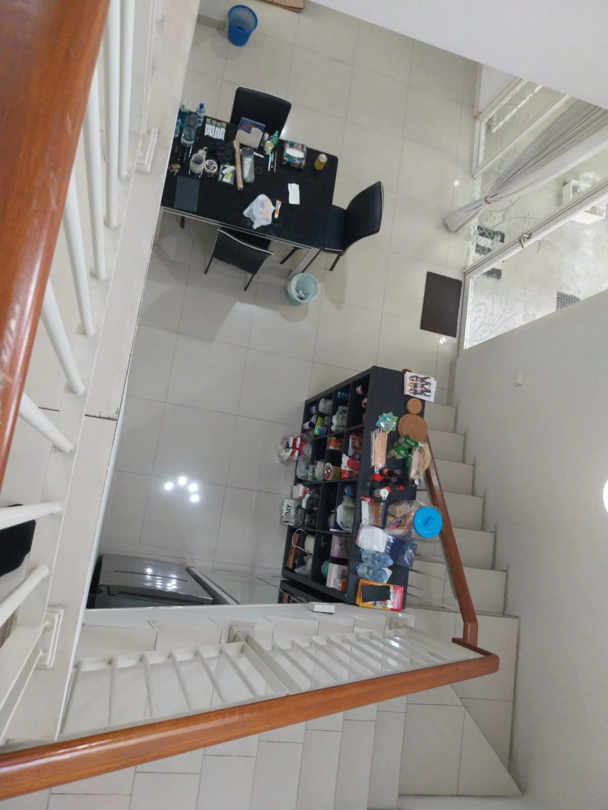 Disewakan Rumah The Mansion Pakuwon Indah Surabaya Barat - Thumbnail 3