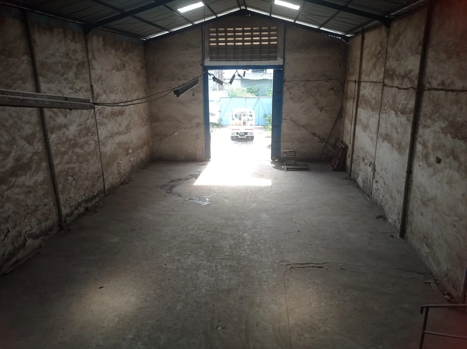 Disewakan Gudang di Dumar Industri Margomulyo Surabaya Barat - Thumbnail 3