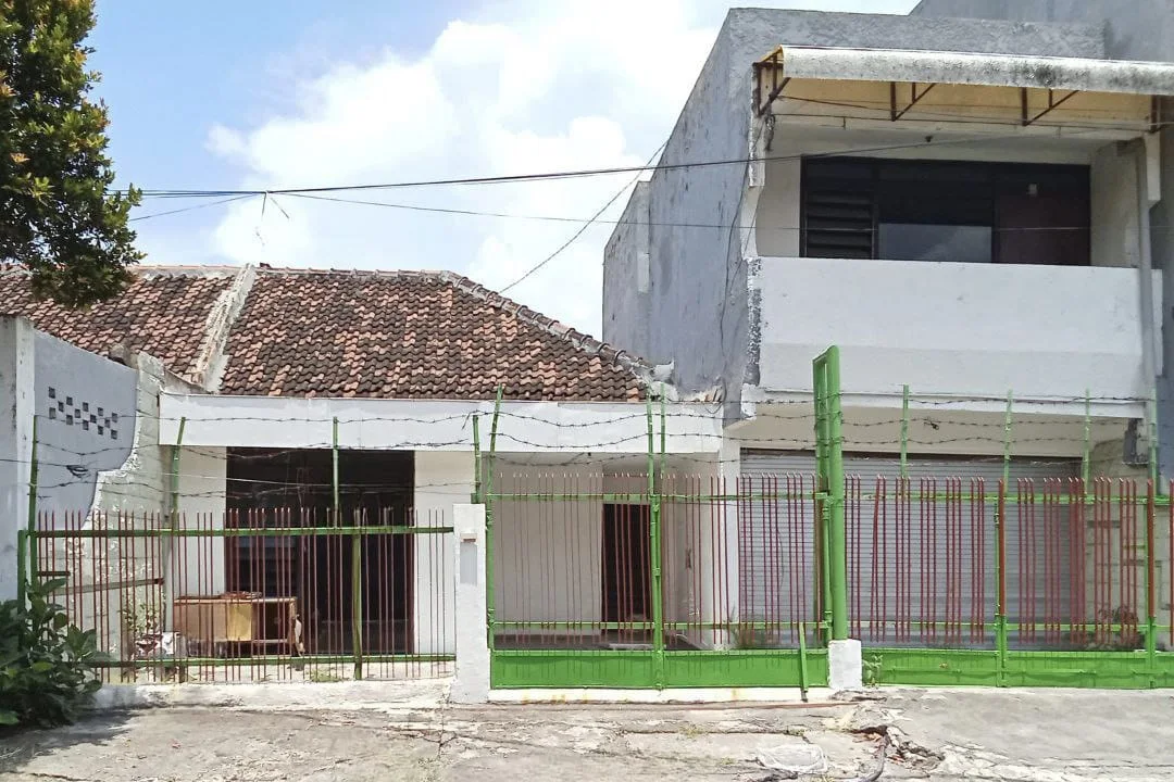 Disewakan-Rumah-Siap-Huni-Strategis-Daerah-Perak-Surabaya-Utara-1