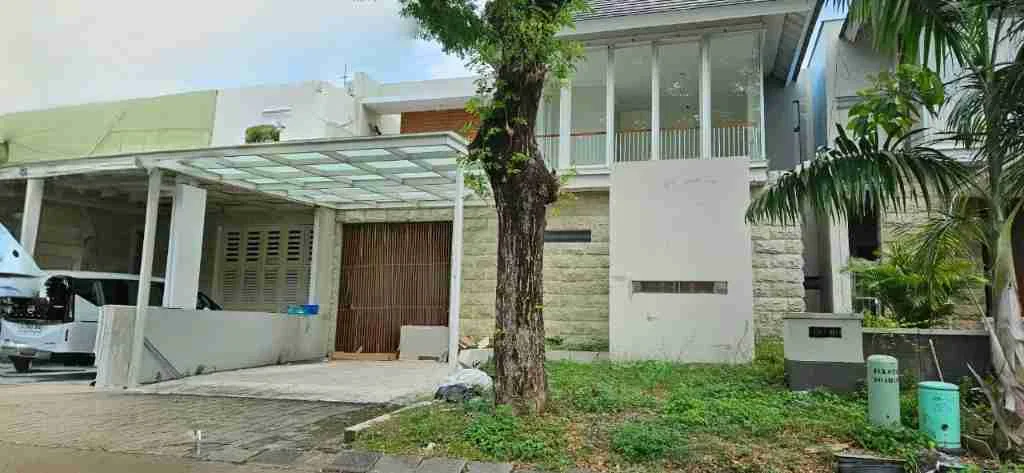 Rumah-Dijual-Lokasi-Strategis-Eastwood-Citraland-Surabaya-Barat