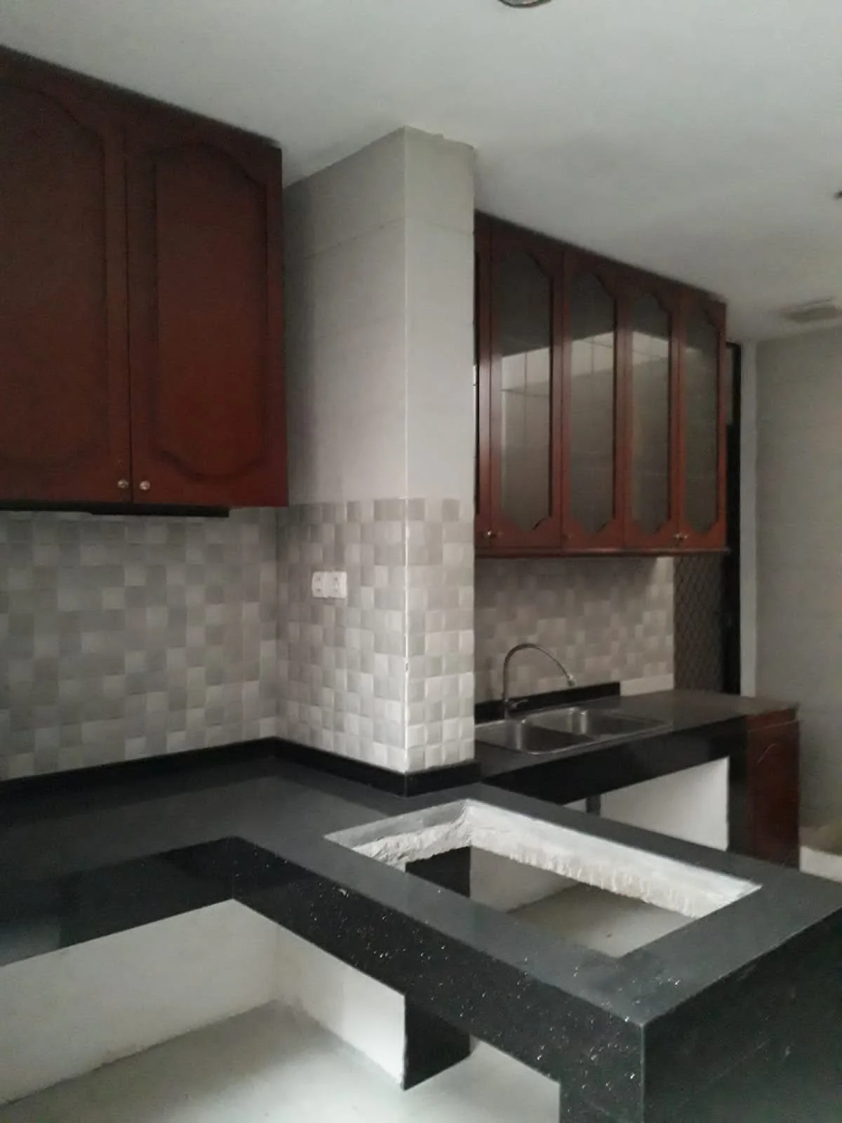 Dijual Rumah Lokasi Surabaya Timur - Thumbnail 4