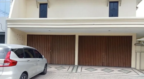 Dijual-Ruko-Dekat-Toll-Apartemen-Mall-dan-Pusat-Keramaian-di-Gayungsari