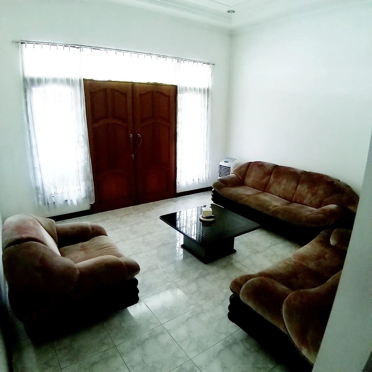 Dijual Rumah Berlokasi Strategis di Surabaya Timur - Thumbnail 3