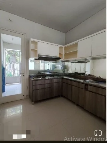 Disewakan Rumah Mewah dan Eksklusif di Wisata Bukit Mas Surabaya Barat - Thumbnail 4