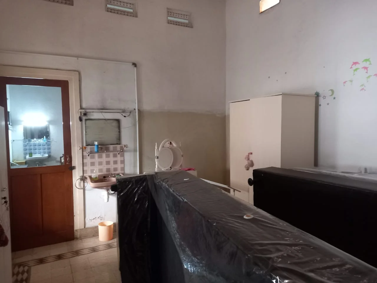Disewakan Rumah Strategis di Pusat Kota Surabaya - Thumbnail 3