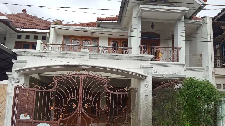 Dijual Rumah Siap Huni 2 Lantai di Mentari Kenjeran Surabaya Utara