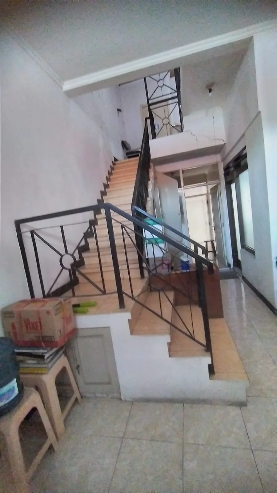 Dijual Rumah Lokasi Eksklusif Harga Menarik di Darmo Permai Selatan Surabaya Barat - Thumbnail 3