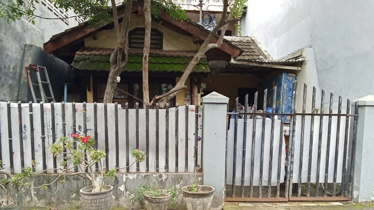 Dijual Rumah Hunian Nyaman di Wisma Tengger Surabaya Barat - Image 1